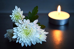 condolences - Copyright – Stock Photo / Register Mark